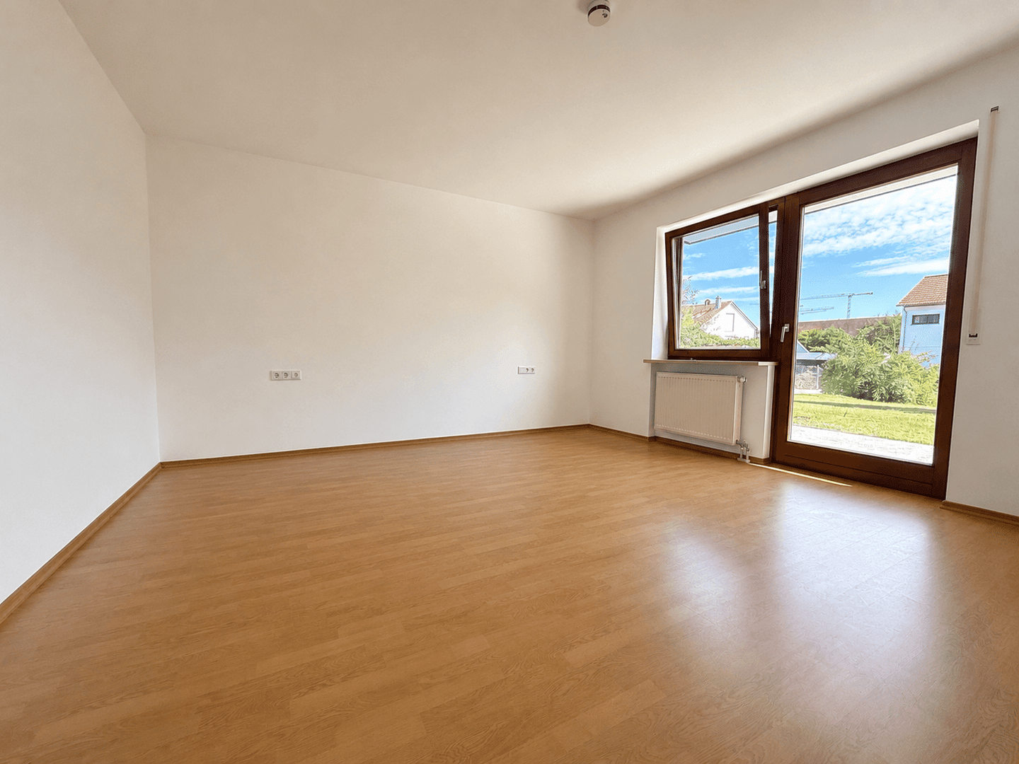 2,5-ZKB-Whg. + großer Garten + Terr. (Süd-Ausrichtung) in Heißmanning ++ ca. 80 m² Wfl. ++ stadtnah, 85276 Pfaffenhofen a.d. Ilm