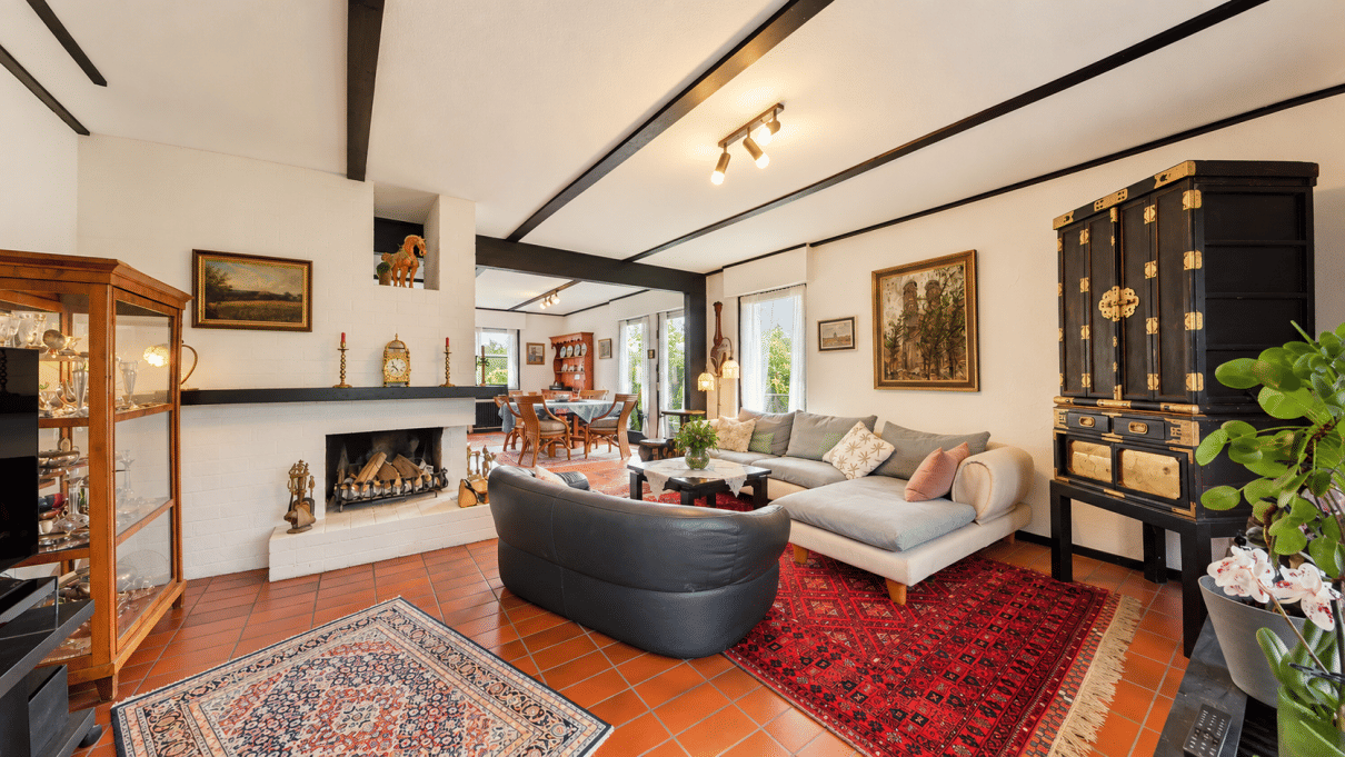 Großzügiges HUF-Idealhaus mit Einliegerwohnung und schönem Garten in Heddesheim, 68542 Heddesheim