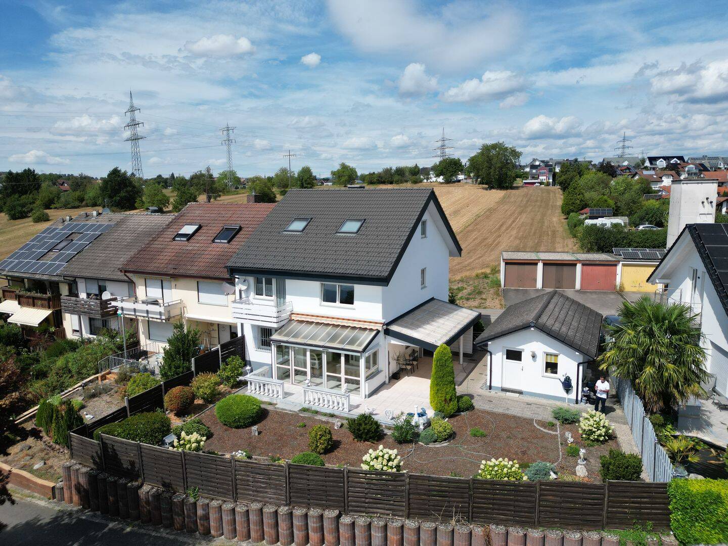 DIE SCHÖNEN SEITEN DES LEBENS! Charmantes Reihenendhaus mit Wintergarten, Aussicht & SOFORTBEZUG!, 79618 Rheinfelden (Baden)