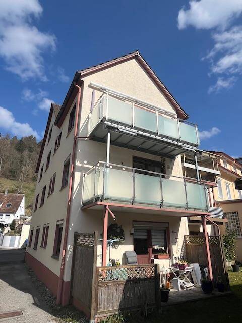 Ruhige Maisonettewohnung mit toller Aussicht, 75323 Bad Wildbad