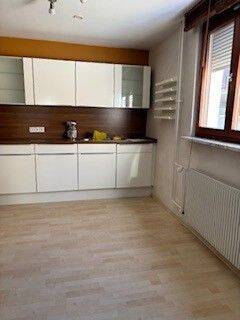 Große 3-Zi. Wohnung mit EBK – Hochparterre, 97505 Geldersheim