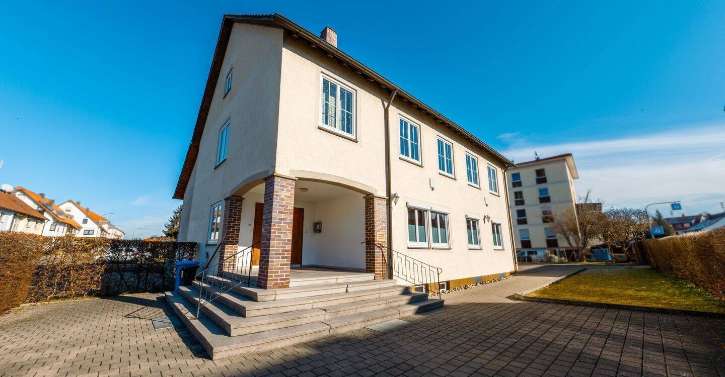 Vereinsheim mit großem Parkplatz in sonniger Ecklage – Preis VB, 72336 Balingen