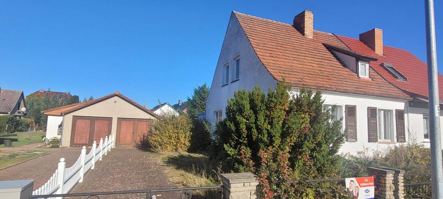 Sanierungsbedürftige Doppelhaushälfte in guter Lage!, 3172 Guben