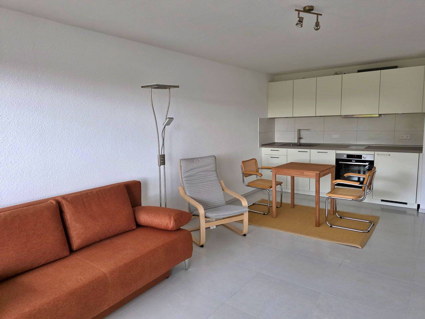 Renoviertes, neu möbliertes 1 Zimmerapartment, 68782 Brühl