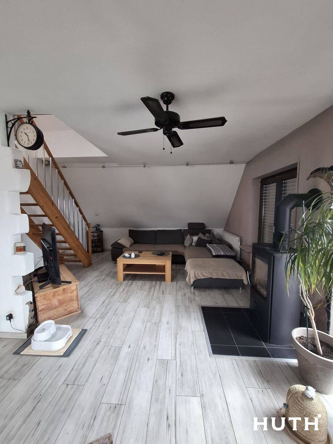 Dachgeschosswohnung, 64850 Schaafheim