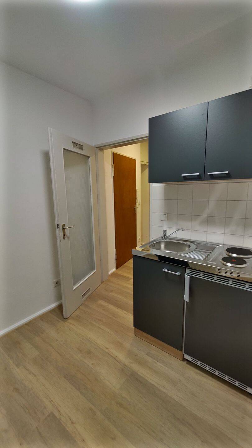 Mitten in der Fußgängerzone Wunderschöne 1,5 Zimmer Dachgeschoßwohnung, 90403 Nürnberg (Gleißbühl Lorenz Sebald)