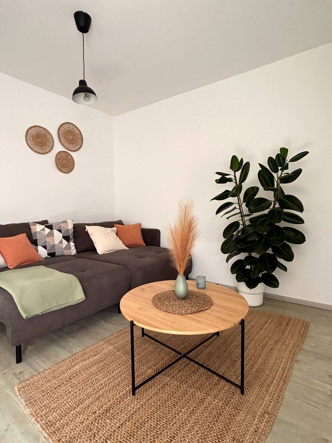 Voll möbliertes 2-Zimmer-Apartment, alles inklusive, Glasfaser, Anmeldung möglich, S-Bahn 4 Min., 81249 München (Allach-Untermenzing Aubing-Lochhausen-Langwied Pasing-Obermenzing)