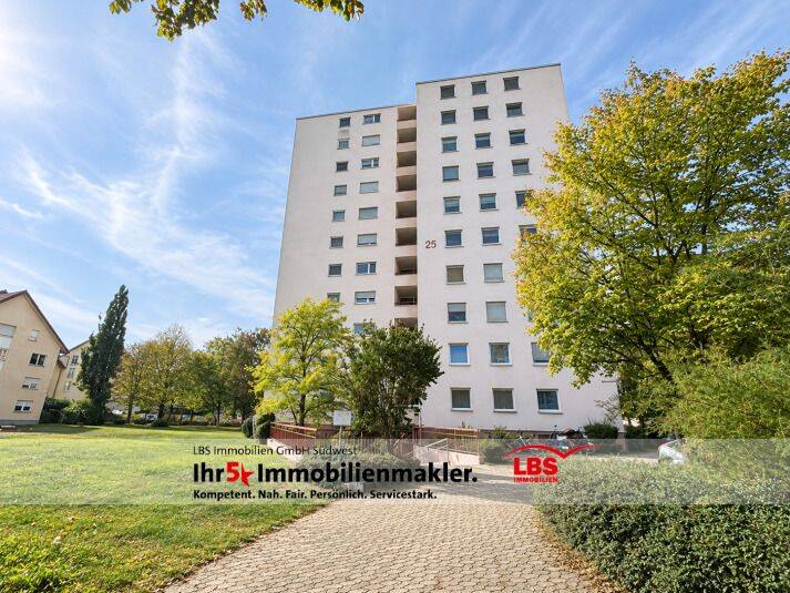 Hier können Sie sofort einziehen – Über den Dächern von Rielasingen., 78239 Rielasingen-Worblingen