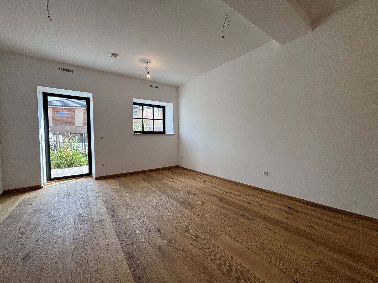 Neue 54 m² 2-Zi. Gartenwohnung mit Altbau-Charme! Sofort zu beziehen!, 83395 Freilassing