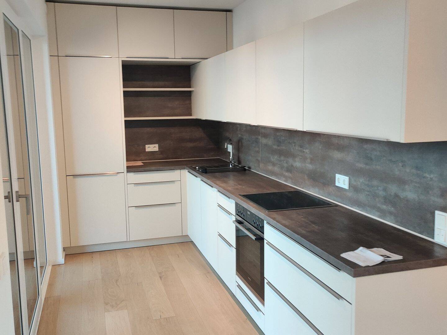 Moderne 3-Zimmer-Wohnung im Herzen von Regensburg Baujahr 2023 Wohnen auf höchstem Niveau, 93049 Regensburg (Großprüfening-Dechbetten-Königswiesen Innenstadt Westenviertel)