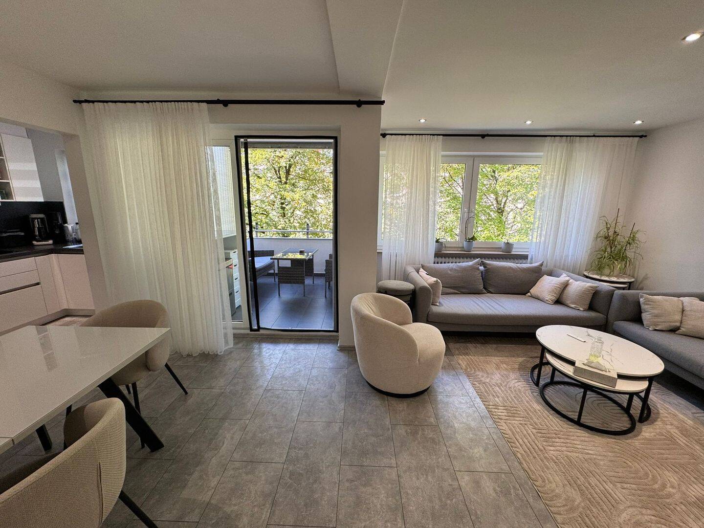 3 Zimmer in ruhiger Lage – 2022 umfassend modernisiert, 81475 München (Thalk. Obersendl.-Forsten-Fürstenr.-Solln)