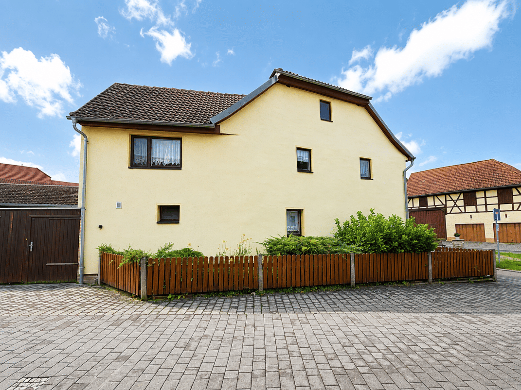 Viel Platz. Viel Potenzial. Ihr neues Familienprojekt mit 180 m² Wohnfläche, 99510 Ilmtal-Weinstraße