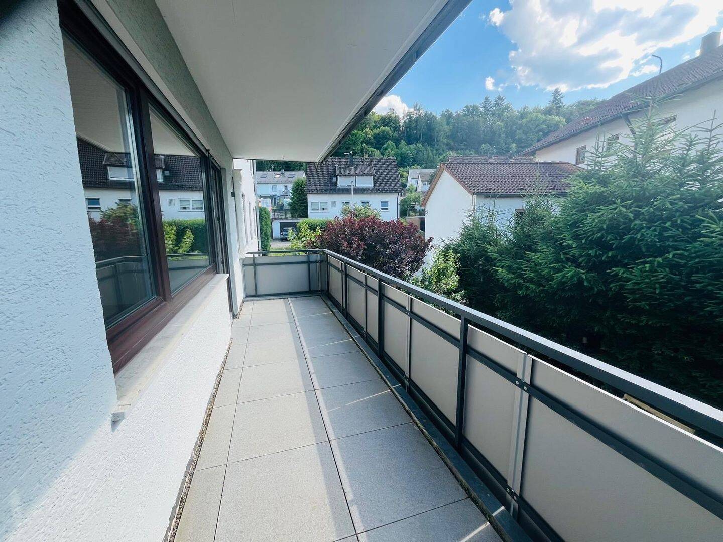Aidlingen: 2-ZW in idyllischer Wohnlage mit Balkon & Garage, 71134 Aidlingen