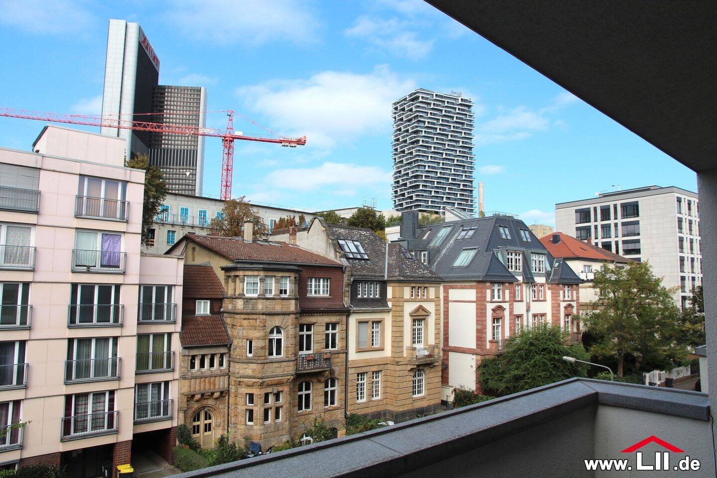 Helle, modern möblierte 2ZW mit 2 Balkonen im Westend, 60325 Frankfurt am Main (Bockenheim Gallus Westend-Süd)
