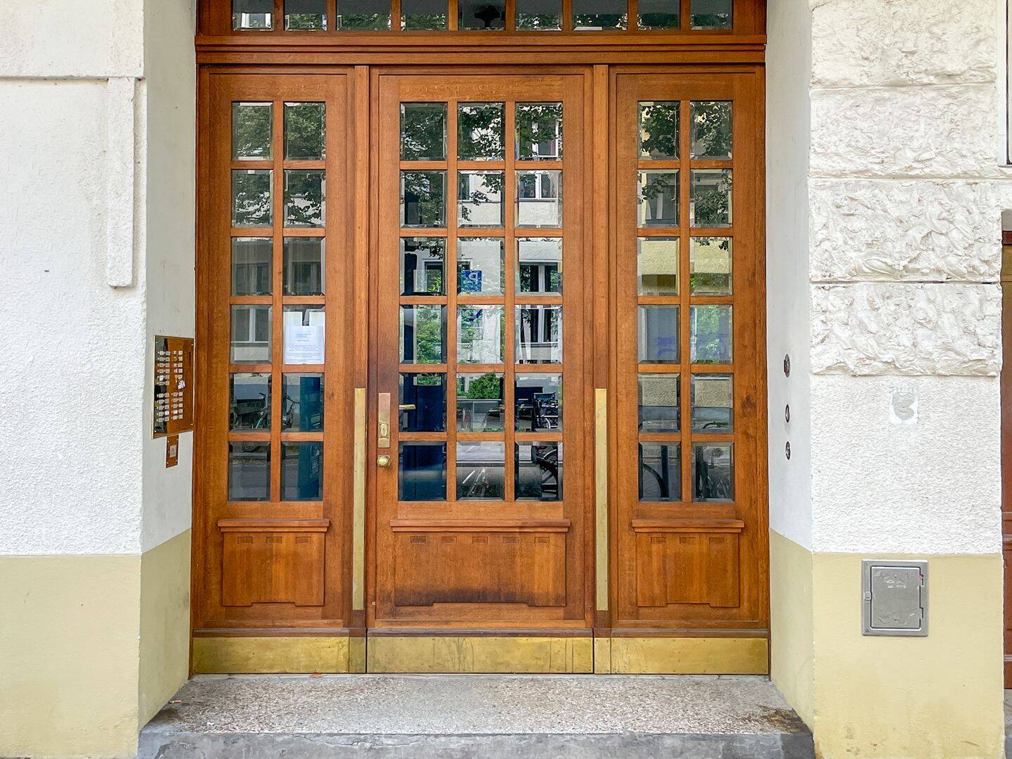 Altbauwohnung mit Balkon und offener Wohnküche in Charlottenburg, 10629 Berlin (Charlottenburg-Wilmersdorf Charlottenburg)
