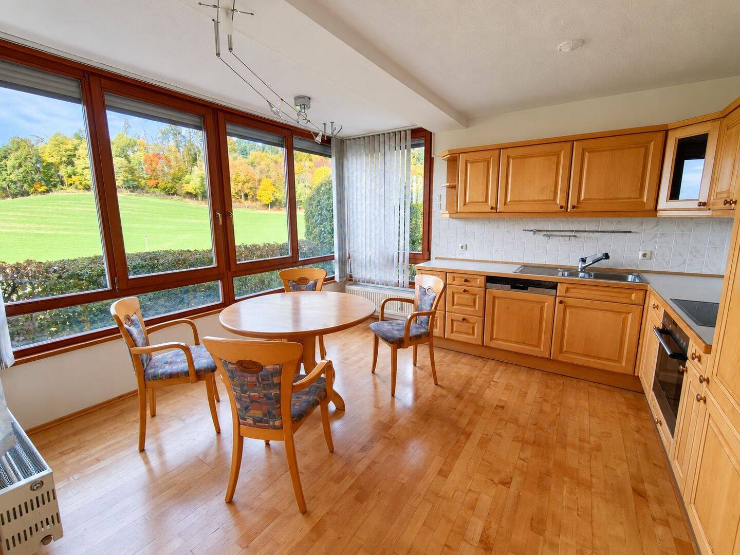 3-Zimmer-Erdgeschosswohnung mit geschütztem Garten, Südterrasse und Carport, 94501 Aidenbach
