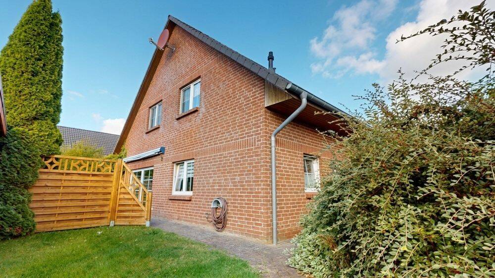 Großes Einfamilienhaus mit Einliegerwohnung in ruhiger Wohnlage, 21394 Westergellersen