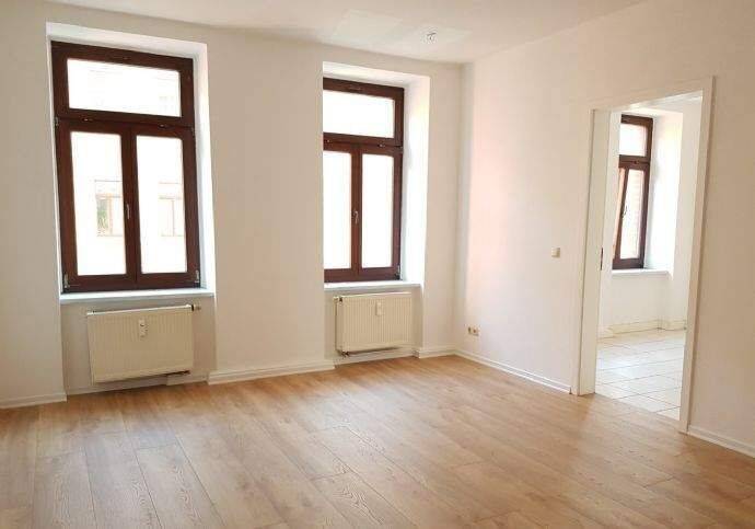 Freundliche Dreiraumwohnung mit Balkon, 4318 Leipzig (Anger-Crottendorf Sellerhausen-Stünz)