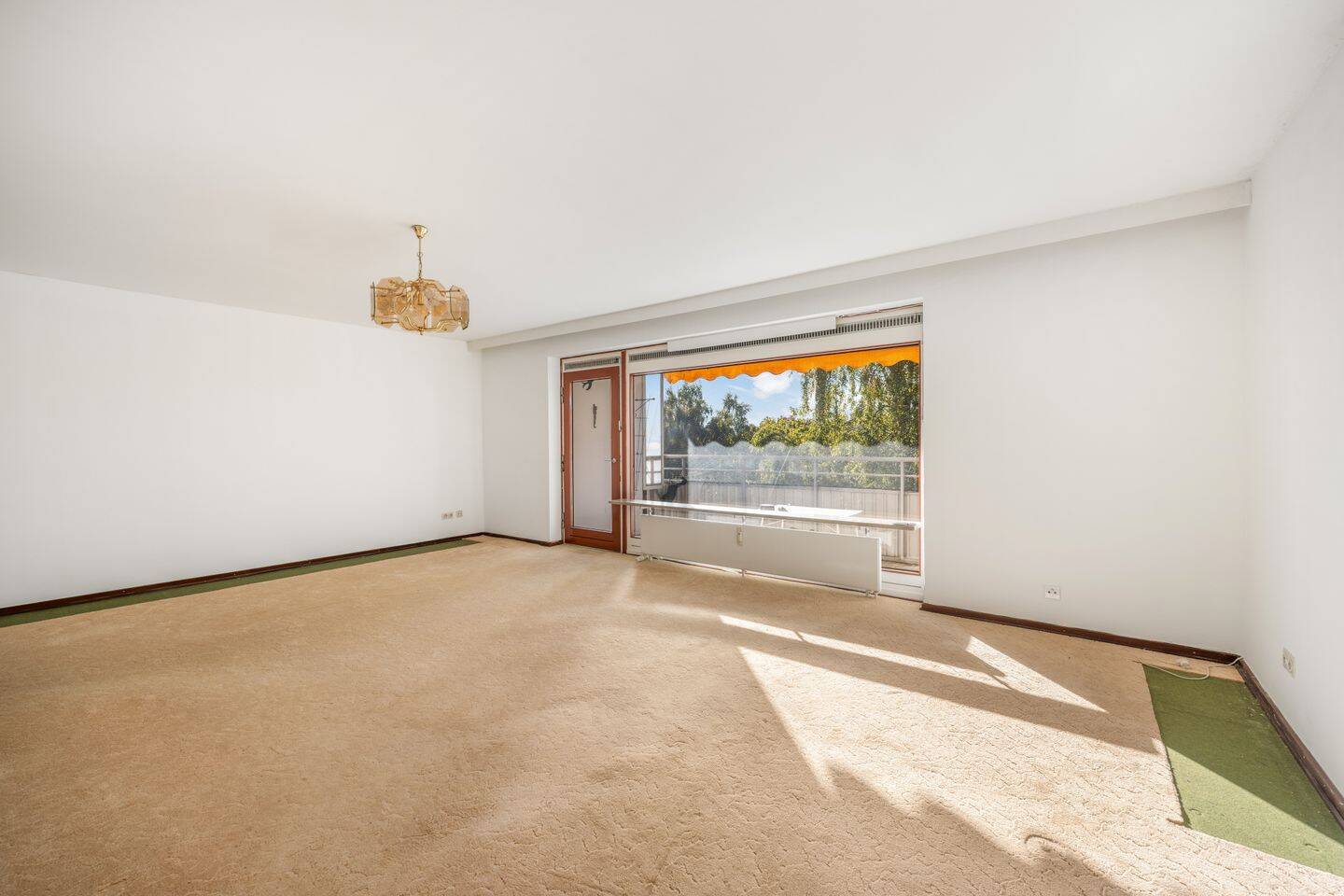 Gut geschnittene und helle 4 Zimmerwohnung, 22147 Hamburg (Wandsbek Rahlstedt)
