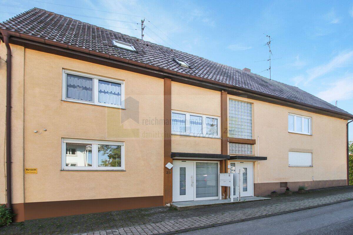 Naturnah & ruhig gelegen! Weitgehend renovierte 2-Zimmer-Wohnung mit Terrasse und Garage in DS-Heidenhofen!, 78166 Donaueschingen
