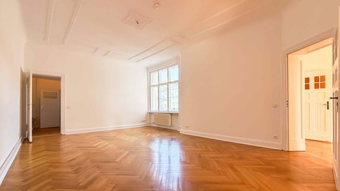Klassische Altbau-Pracht mit Doppelsonne im 4.OG mit Fahrstuhl & modernem Wohnkomfort in Wilmersdorf, 10715 Berlin (Charlottenburg-Wilmersdorf Wilmersdorf)