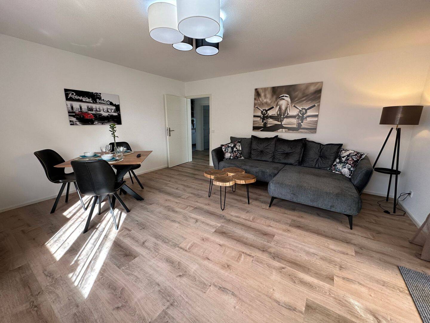 Hochwertig kernsanierte Wohnung mit Terrasse, neuer Küche und modernem Bad, 79592 Fischingen