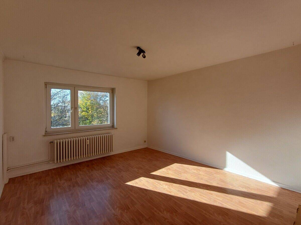 1,5 ZW mit Balkon und EBK im Kronshagener Weg 26 in Kiel zu vermieten! Otto Stöben GmbH, 24116 Kiel (Schreventeich)