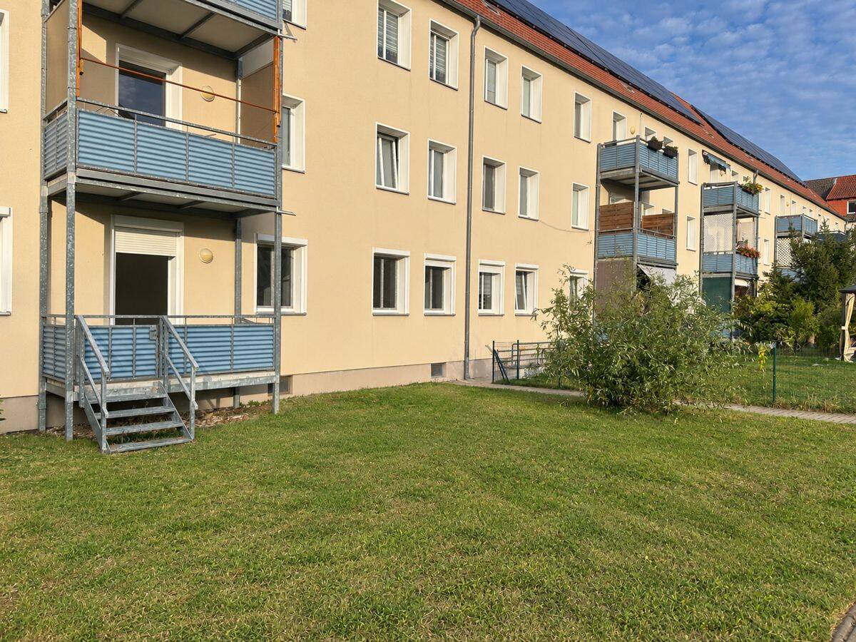 3-Raumwohnung im EG mit Balkon und Gartenanteil in der John-Schehr-Str.10, 6231 Bad Dürrenberg
