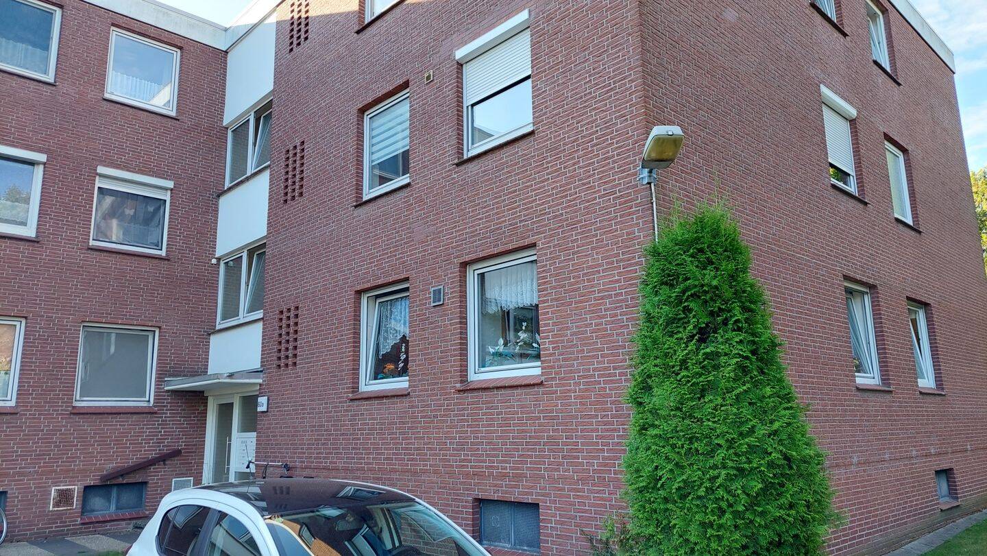 2 ZKB Dachgeschosswohnung in Sande, 26452 Sande