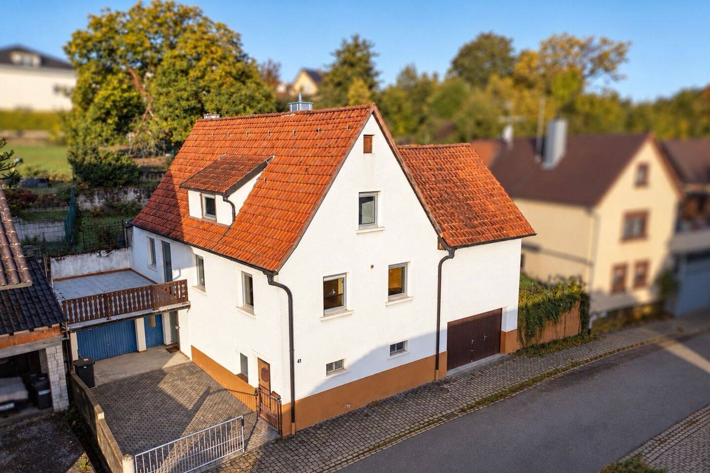 Wohnen mit Perspektive – Einfamilienhaus mit großzügiger Werkstatt, 76703 Kraichtal