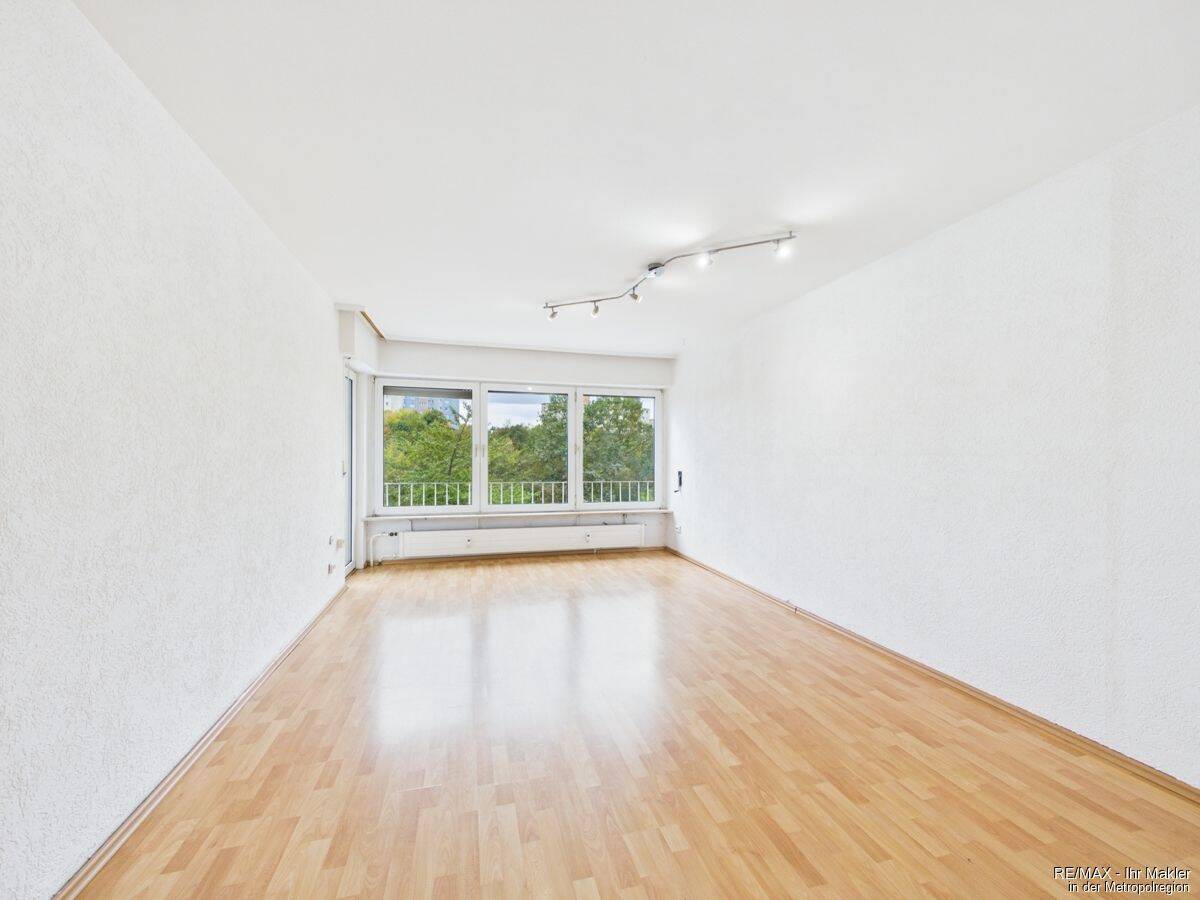 Gut aufgeteilte 2-Zimmer-Wohnung mit Blick in das Grüne, 90441 Nürnberg (Gibitzenhof Sandreuth Schweinau Werderau)