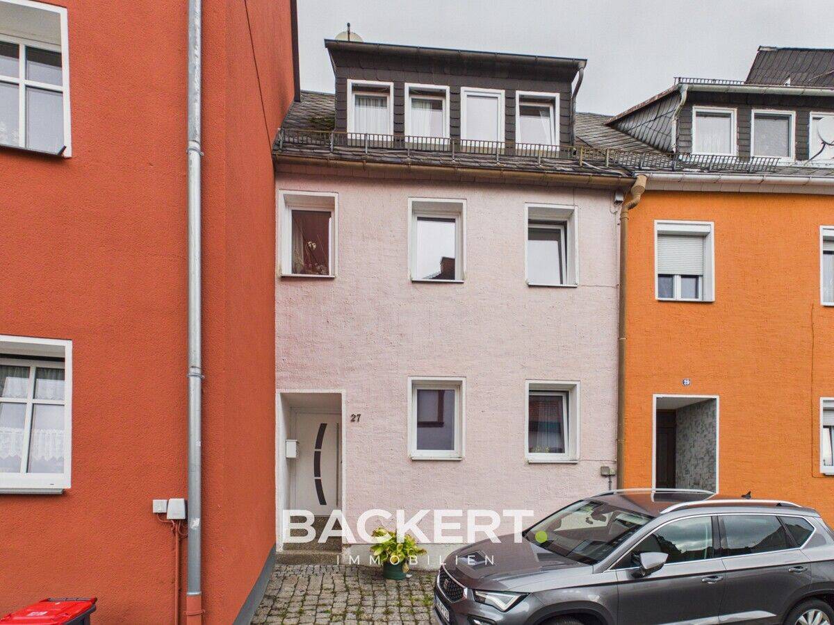 Zentrumsnahes Wohnhaus mit viel Potenzial und Gestaltungsmöglichkeiten, 95632 Wunsiedel