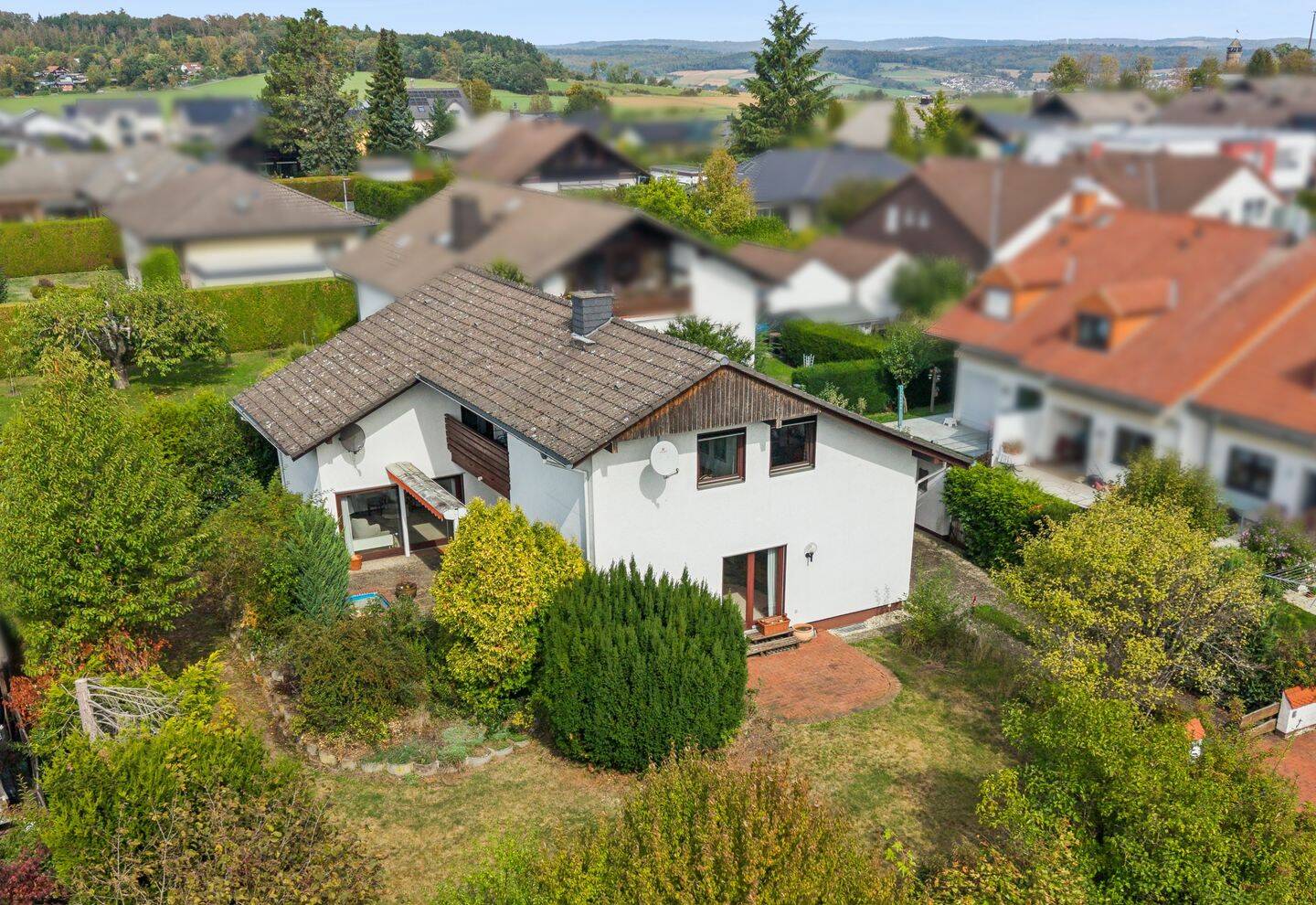 Familienidylle mit Schlossblick – Charmantes Einfamilienhaus in Braunfels, 35619 Braunfels