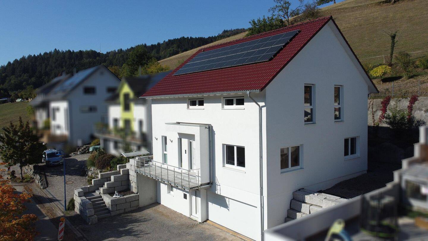 Modernes Wohnglück im Grünen: Traumhaftes Einfamilienhaus in Prinzbach, 77781 Biberach