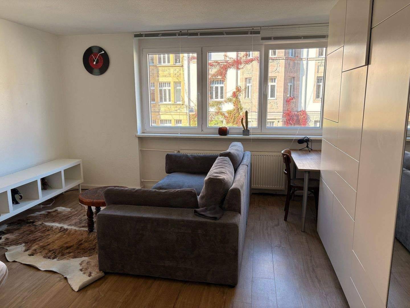 Gepflegte 1-Zimmer-Wohnung mit Küchenzeile in Gärten h.d. Veste, 90408 Nürnberg (Großreuth h. d. Veste Gärten h. d. Veste Maxfeld Nordbahnhof Sankt Johannis)