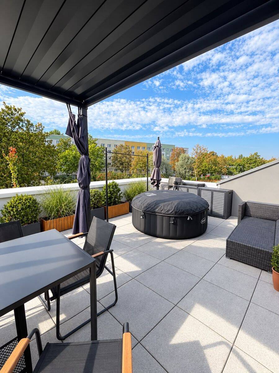 EXKLUSIVE 4-RAUM-WOHNUNG MIT TRAUMHAFTER DACHTERRASSE – WOHNEN MIT DEM GEWISSEN EXTRA!, 6122 Halle (Saale) (Nietleben Nördliche Neustadt Saaleaue)