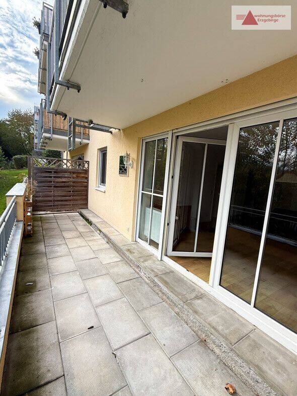 2-Raum-Souterrainwohnung mit Terrasse und Einbauküche in beliebter Wohnlage von Burkhardtsdorf!, 9235 Burkhardtsdorf