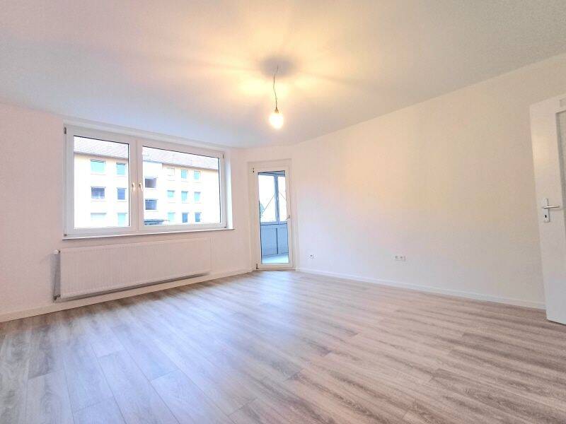 Erstbezug nach Sanierung – 3-Zimmer-Wohnung im Tiergarten!, 32425 Minden