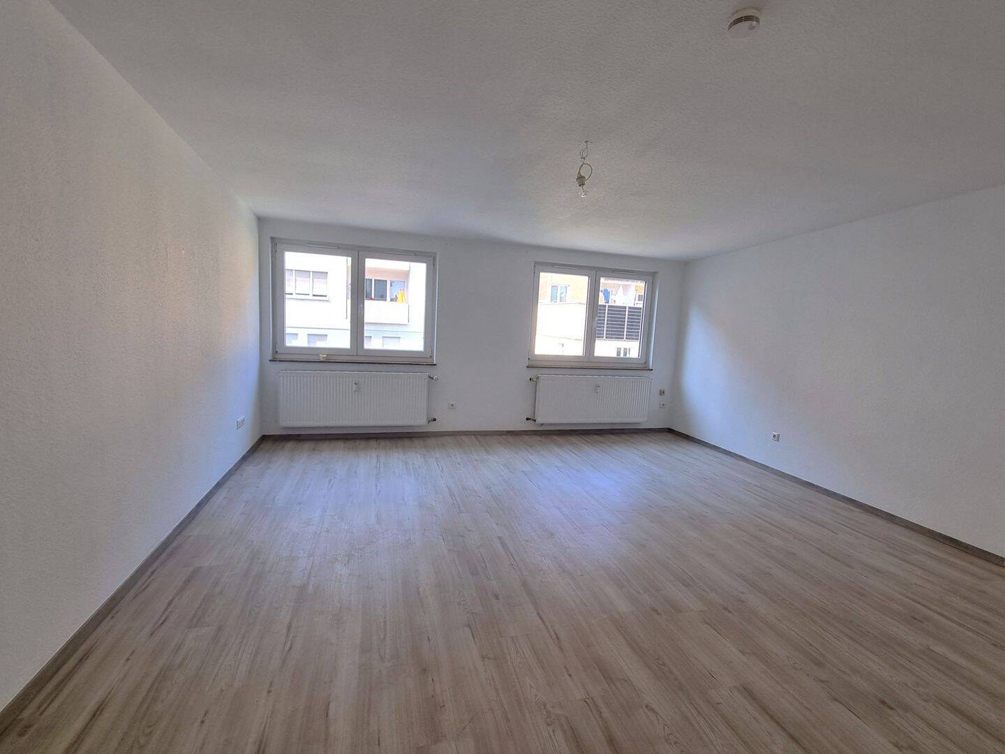 Wohnen am Rennweg, nähe Stadtpark und U-Bahn auf 72qm, 90489 Nürnberg (Gärten bei Wöhrd Rennweg Veilhof Wöhrd)