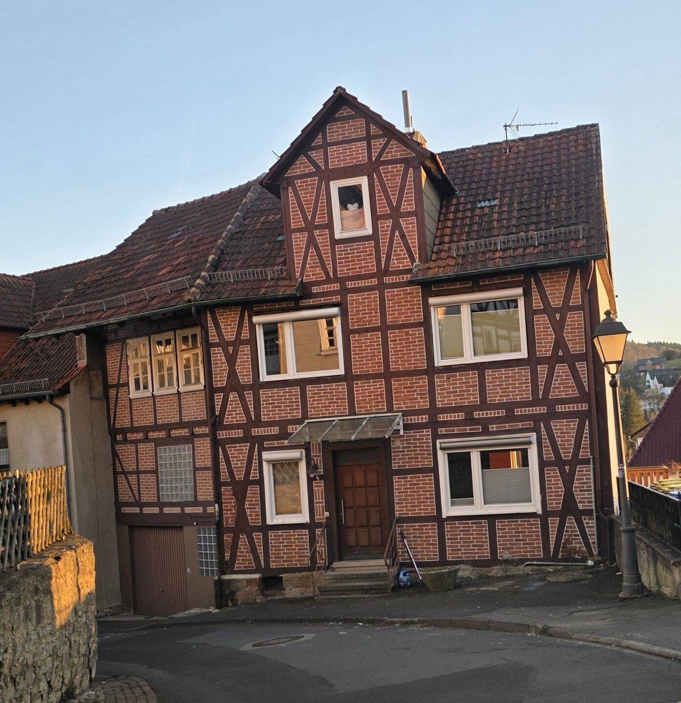 Einfamilienhaus mit viel Potenzial in zentraler Lage von Spangenberg., 34286 Spangenberg