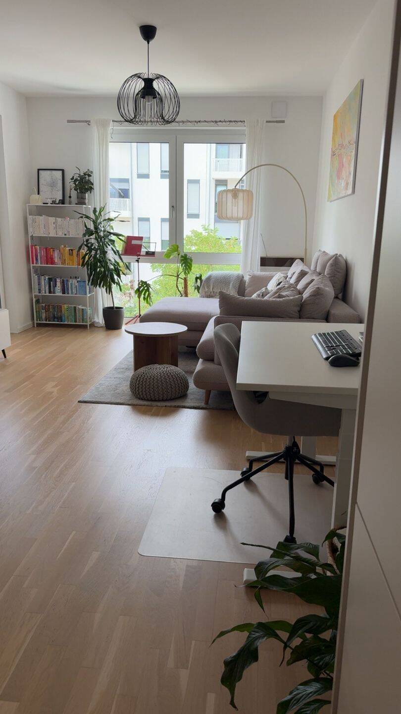 Untermiete: Zentrale, helle Wohnung in Neuhausen, 80634 München (Neuhausen-Nymphenburg)
