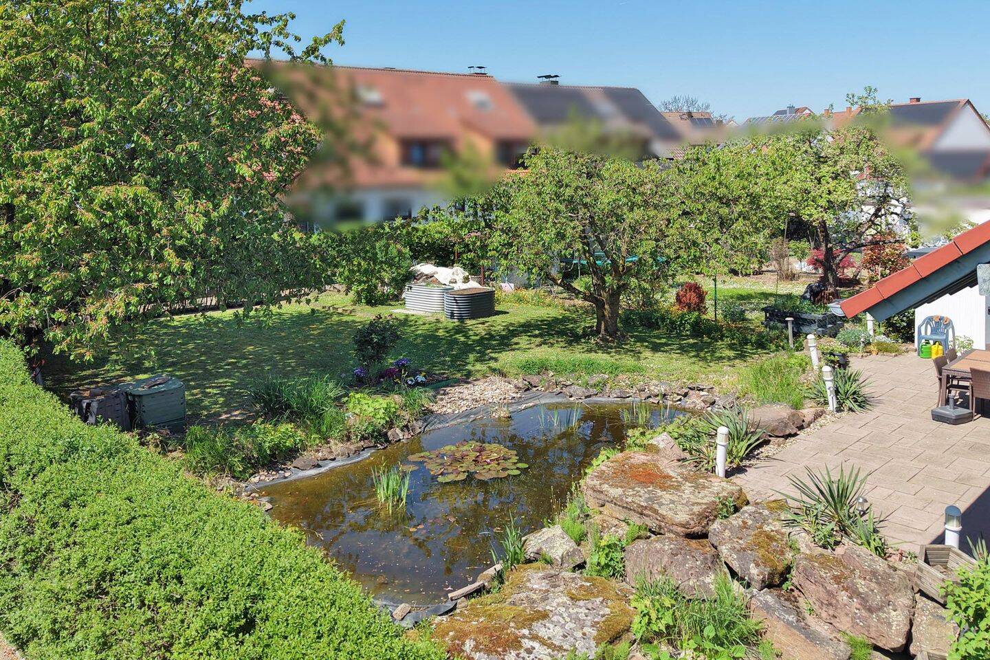 Stilvolles Ensemble mit großzügigem Wohnangebot und
Maisonette-Einliegerwohnung, 76229 Karlsruhe (Durlach Grötzingen)