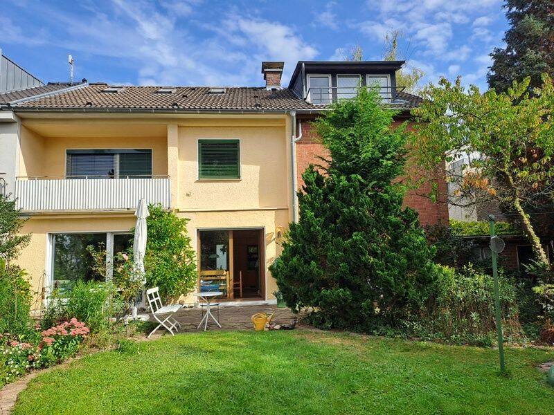 Platz für die ganze Familie – gemütliche Doppelhaushälfte mit Anbau und Garage, 51109 Köln (Kalk Brück Merheim Neubrück Ostheim)