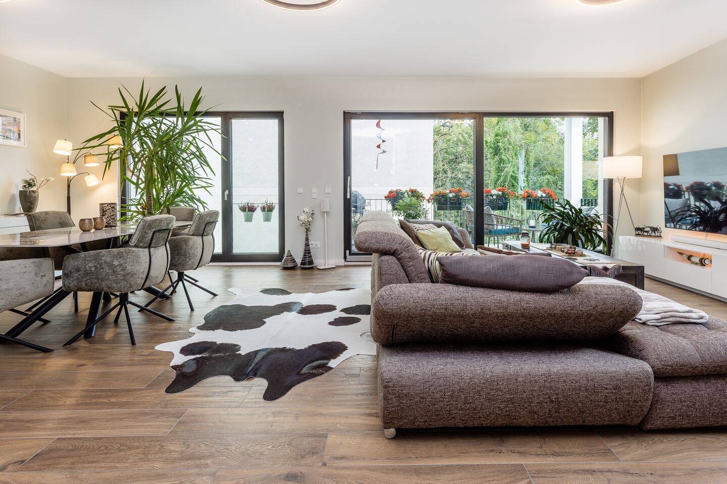 Familienglück im Neubau – großzügige 4-Zimmer-Wohnung mit zwei Balkonen, 12157 Berlin (Tempelhof-Schöneberg Friedenau Kolonie Grüne Aue Schöneberg Steglitz)