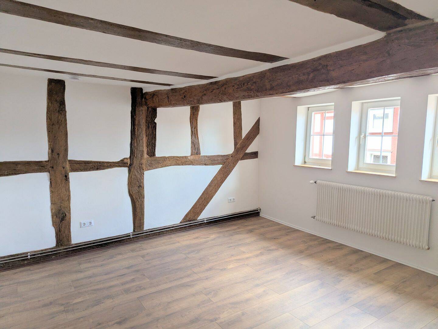 Kernsanierte 3-Zimmer Wohnung mit Balkon in der Altstadt von Wächtersbach (Erstbezug), 63607 Wächtersbach
