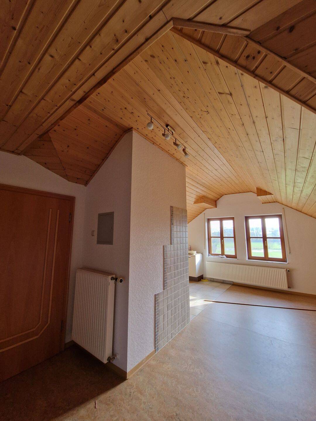 85m² Dachgeschosswohnung in Flieden-Struth zu vermieten ab 1.1.27, 36103 Flieden