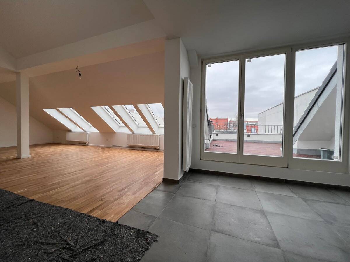 Zweitbezug im PENTHOUSE auf 2 Etagen – ca. 153 m², 4-Zi, TERRASSE, 2 Bäder, TG, LUXUS PUR per SOFORT, 13088 Berlin (Pankow)