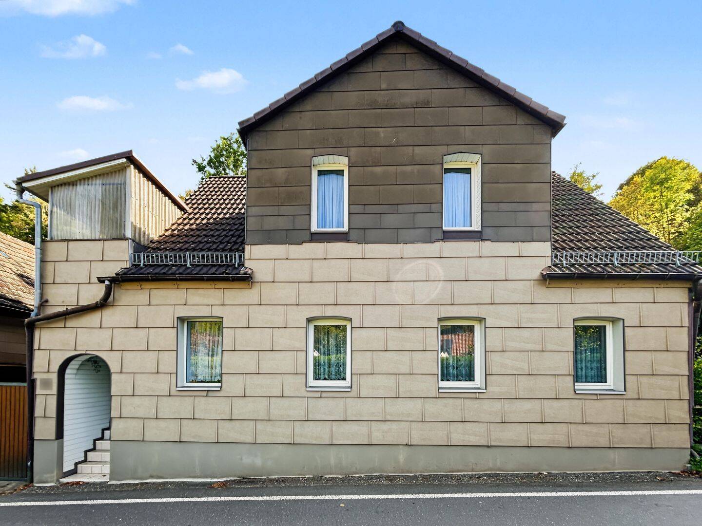Bezahlbares Eigenheim mit Garage und Gestaltungsspielraum in Bucha, 7751 Bucha