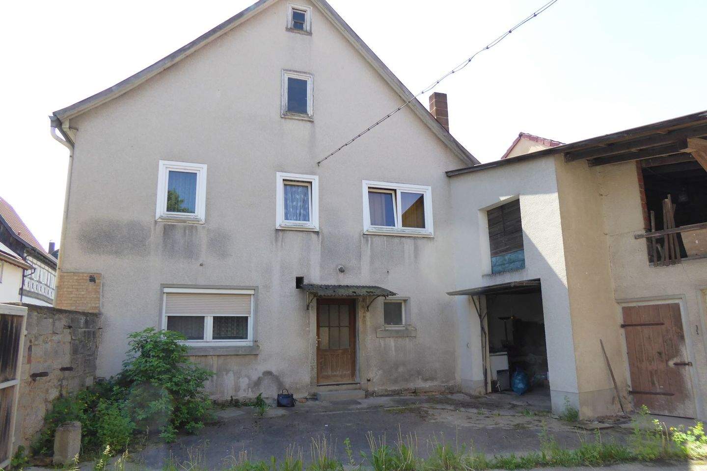 Renovierungsbedürftiges Bauernhaus mit Garage, Ställen und Maschinenhalle- mit Sanierungskonzept, 97640 Oberstreu