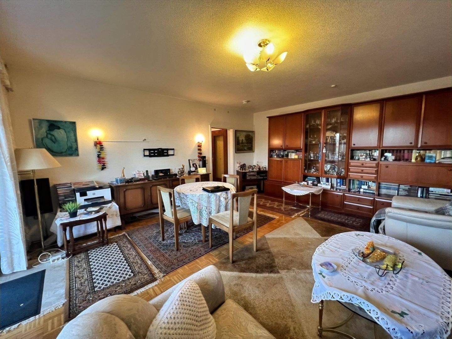 Stadtwohnung – ETW 90 m² groß, mit Balkon, Fahrstuhl und Pool – 45143 Essen – Vorschaubild 4